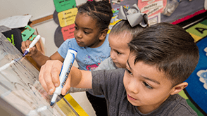 Image of children engaged in an activity in Head Start